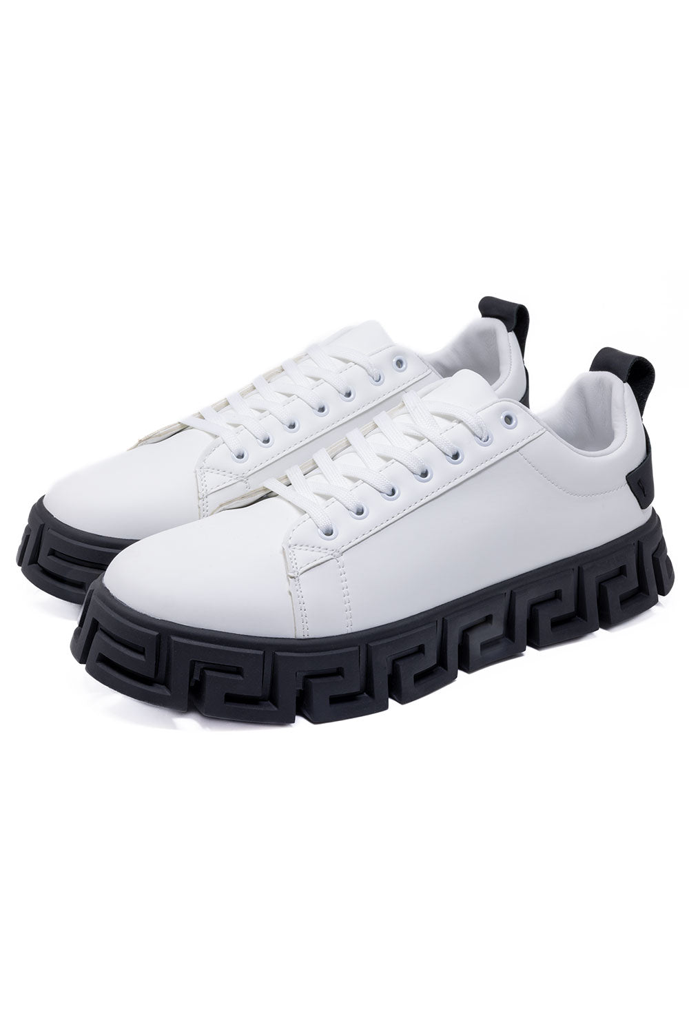 Nifty Pair Low Top Sneakers