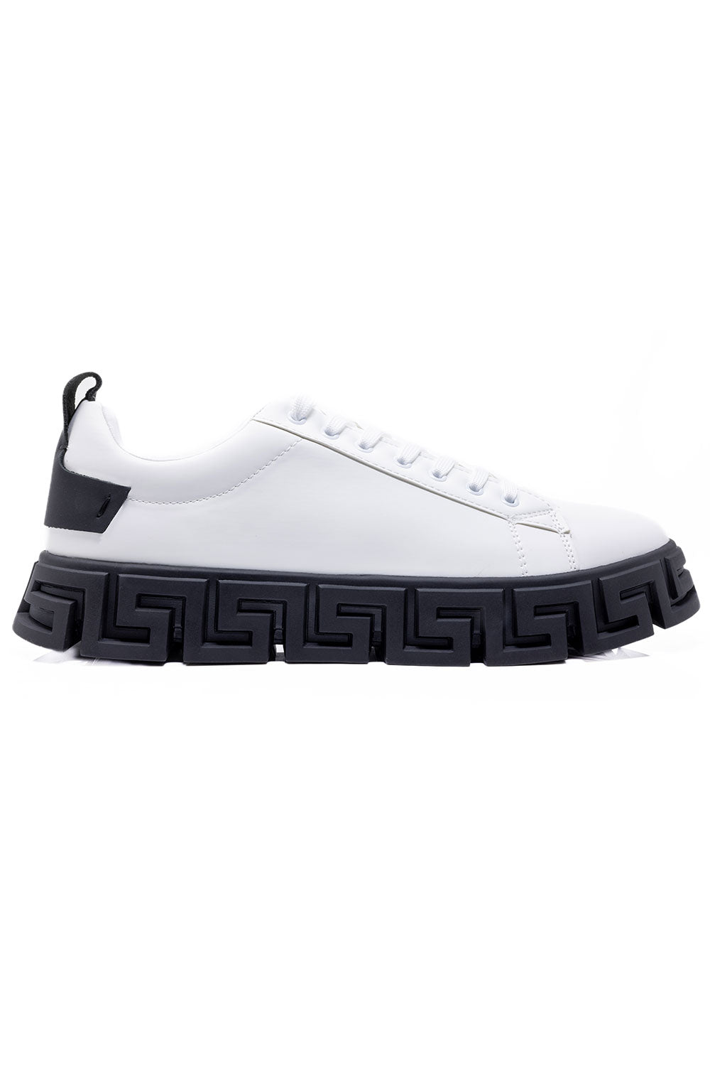 Nifty Pair Low Top Sneakers
