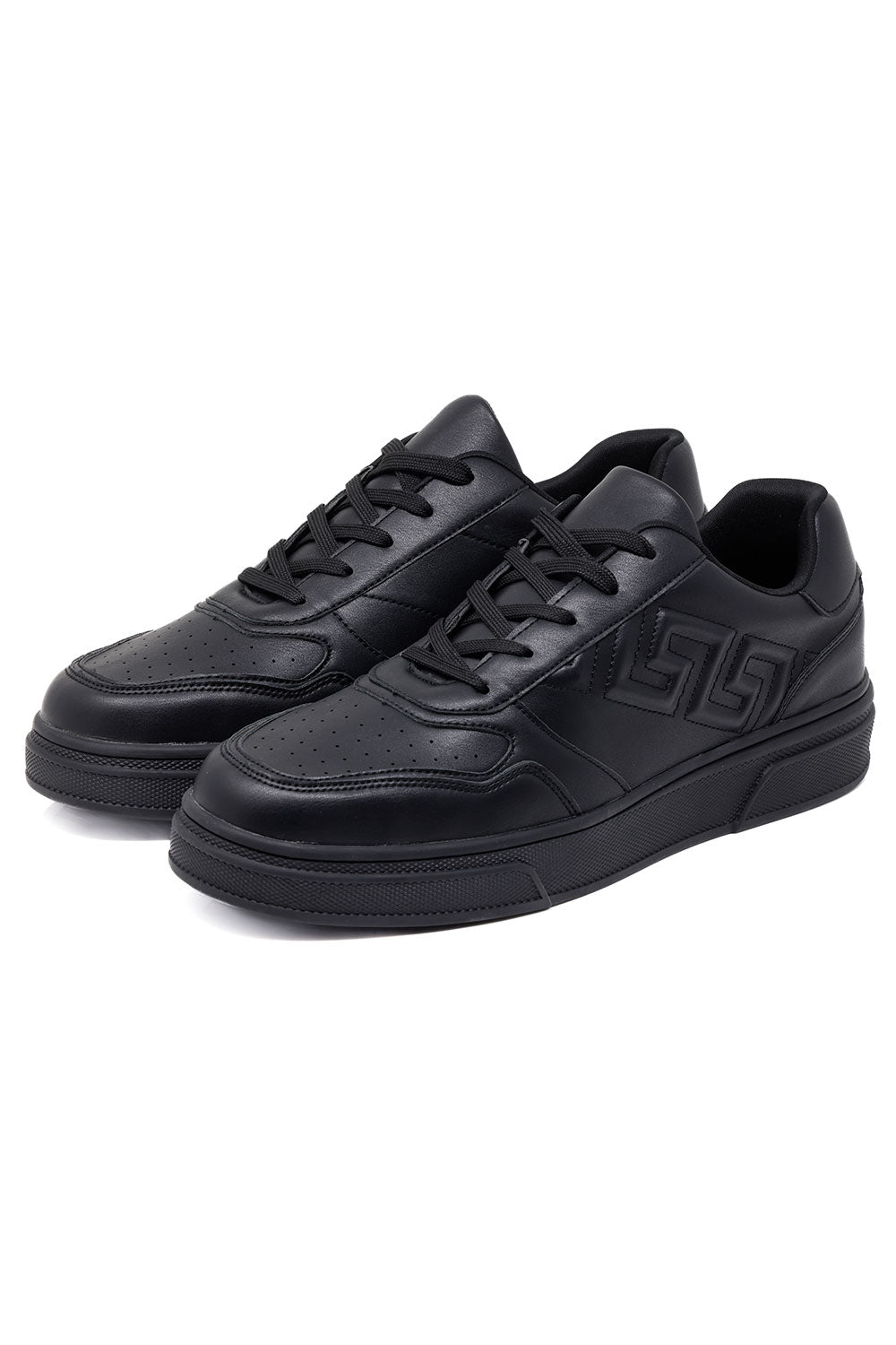 Downtown Uproar Low Top Sneakers