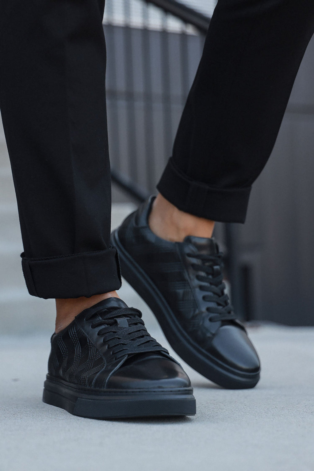 Cebu Graphic Low Top Sneaker