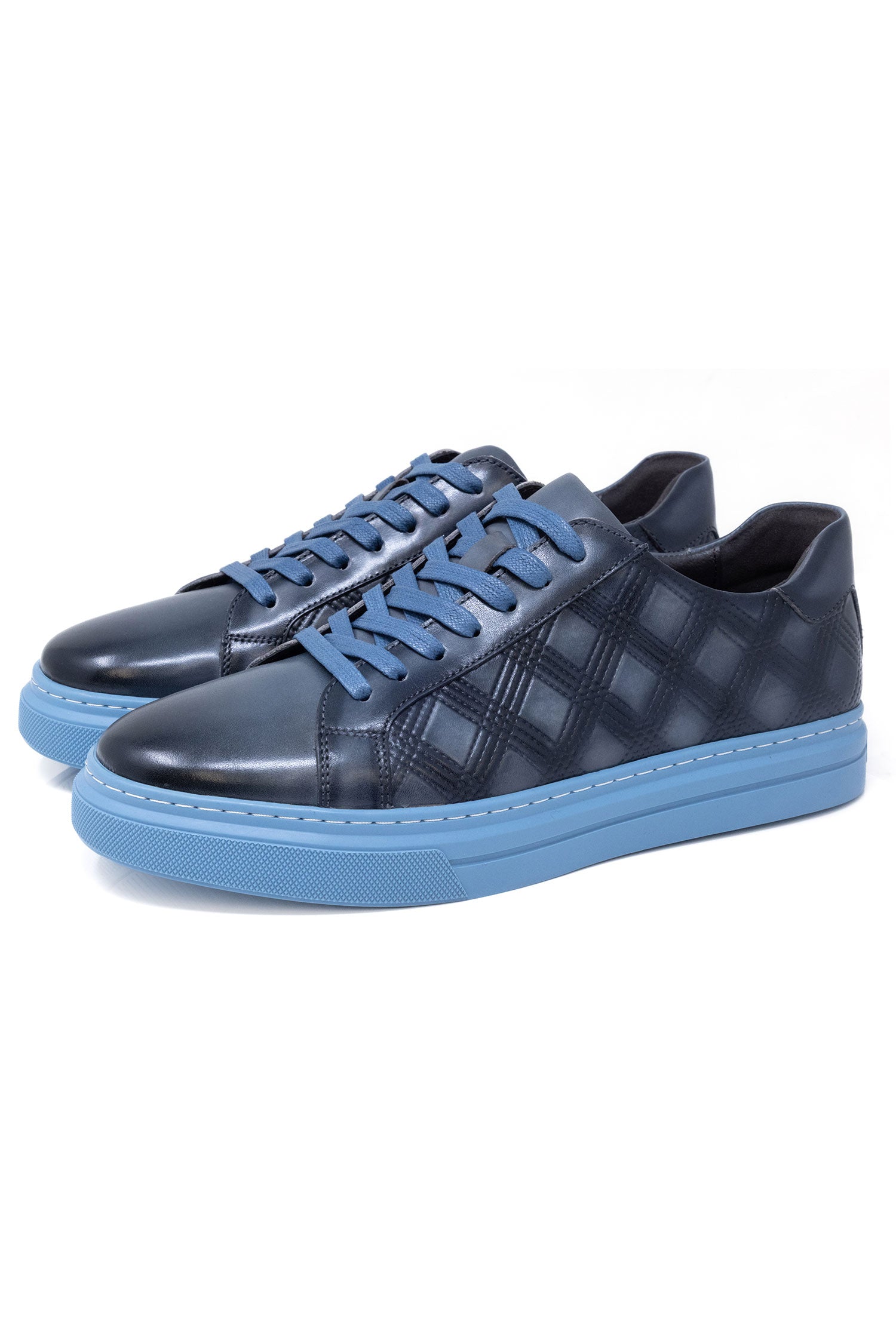 Cebu Graphic Low Top Sneaker