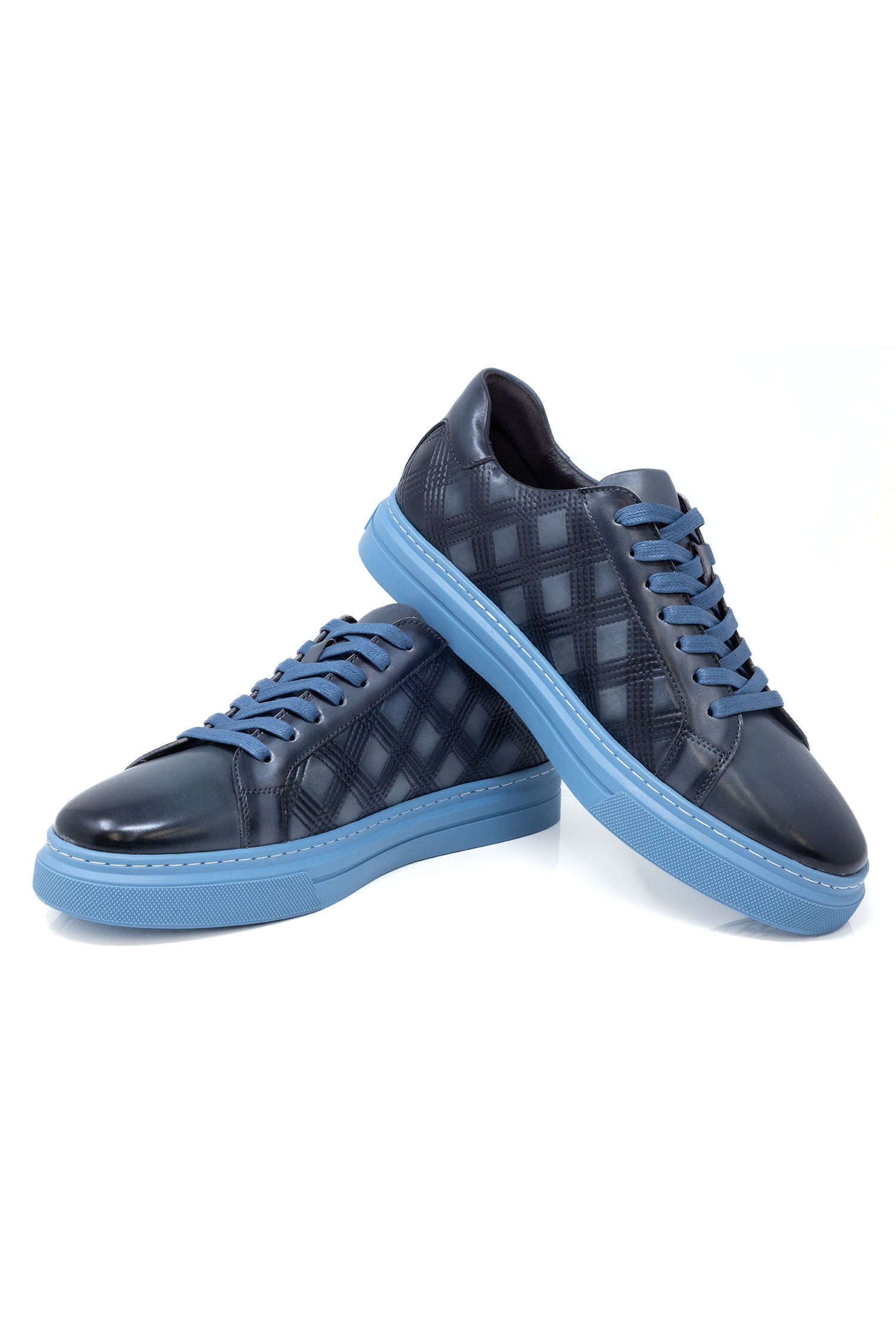 Cebu Graphic Low Top Sneaker