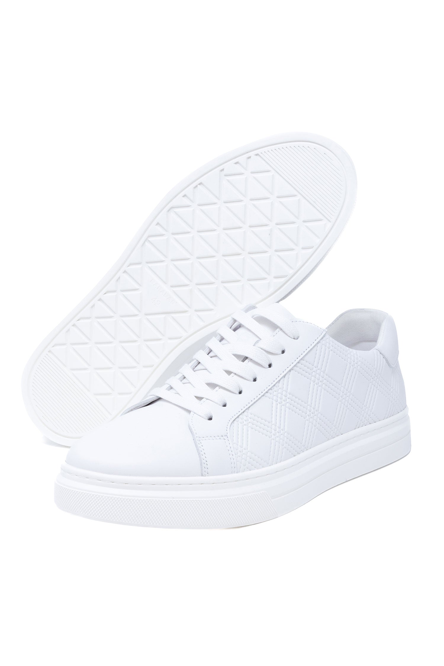 Cebu Graphic Low Top Sneaker
