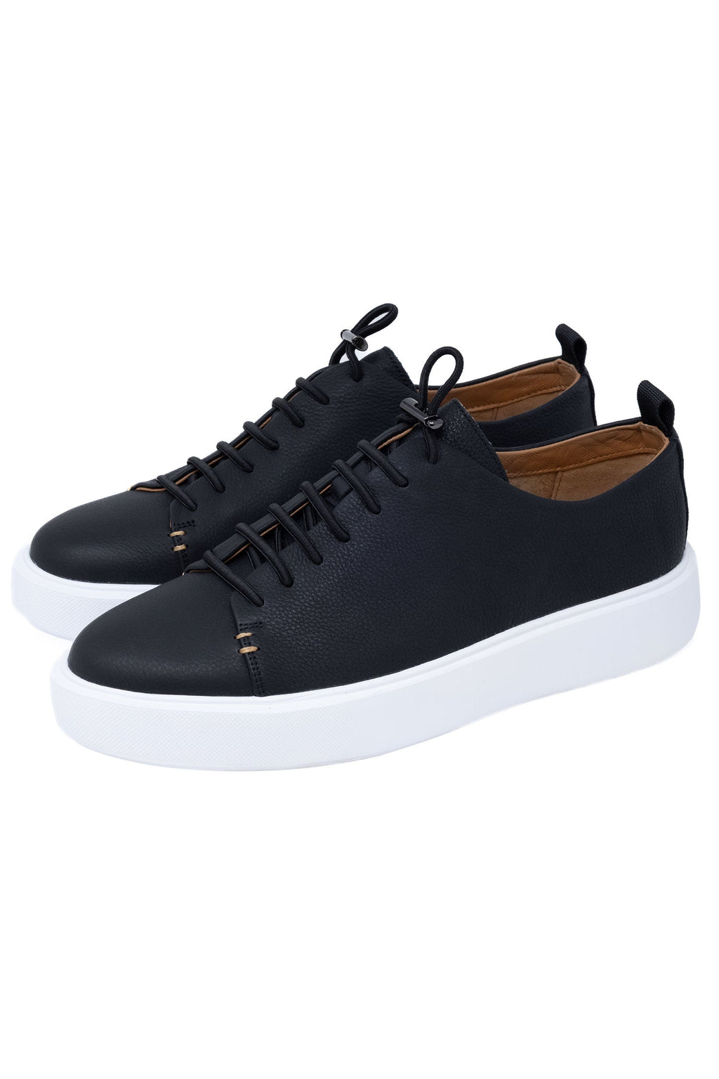 Jeju Low Top Sneakers